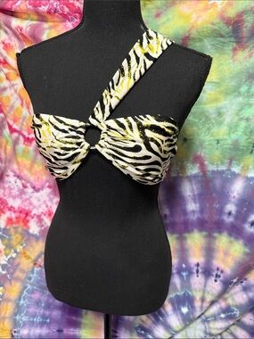KENDALL + KYLIE O-RING BANDEAU BIKINI TOP🌸